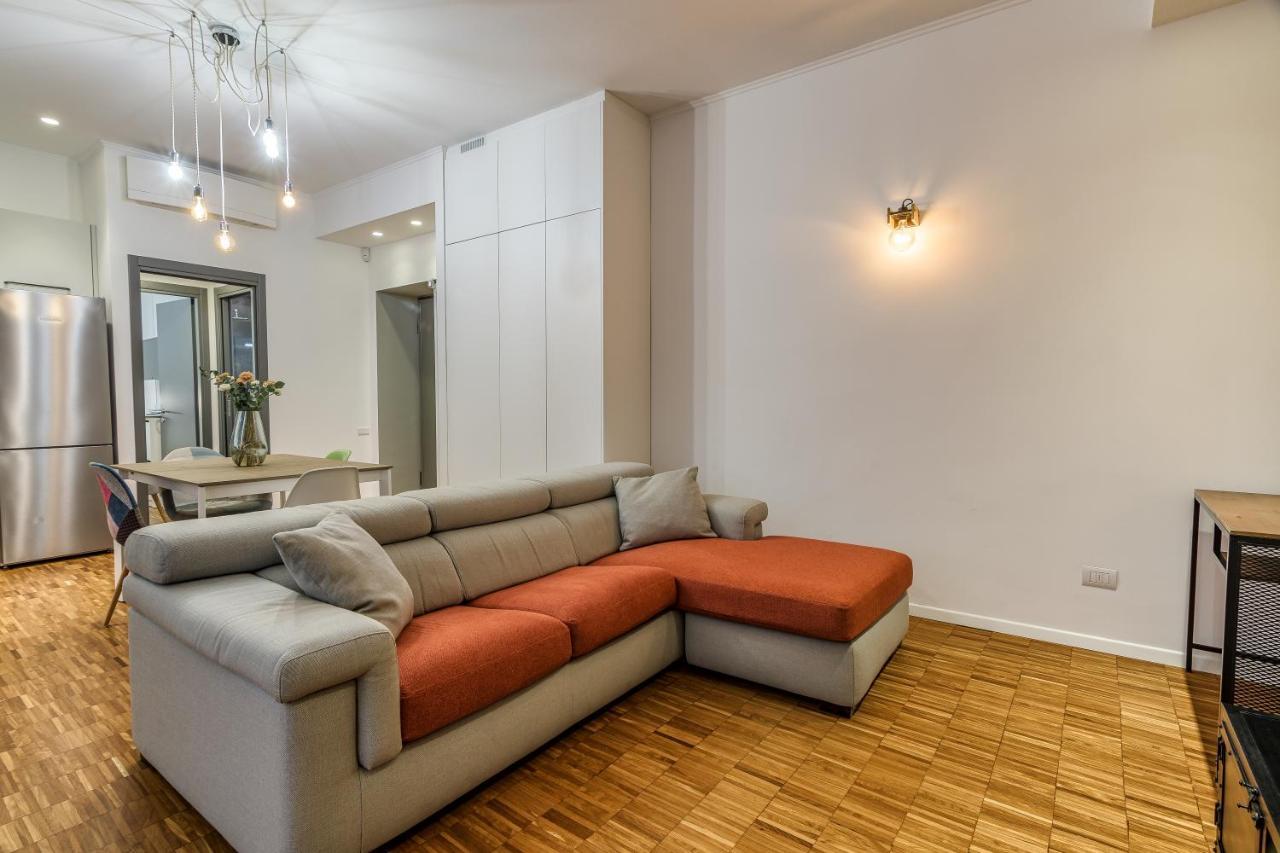 Beplace Apartments In Isola ميلان المظهر الخارجي الصورة